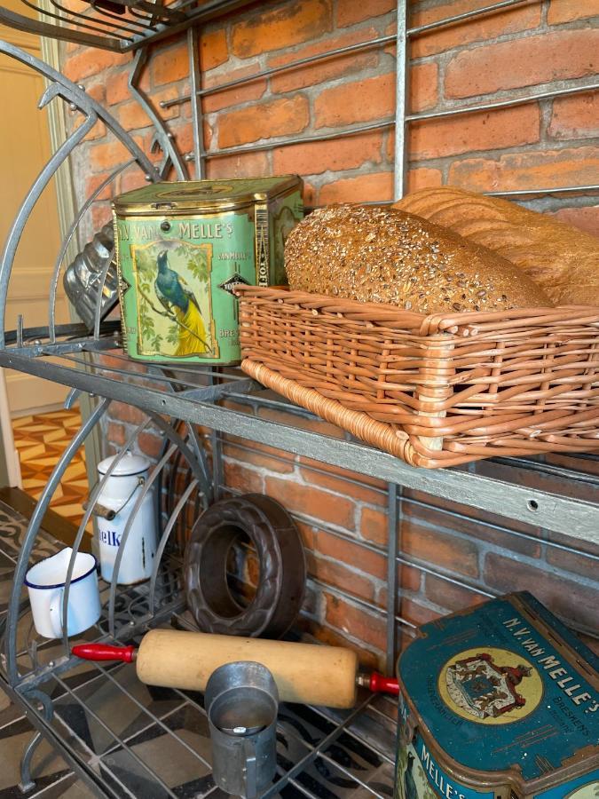 Bnb 'T Ambacht - Boutique Hotel Hendrik-Ido-Ambacht Eksteriør bilde