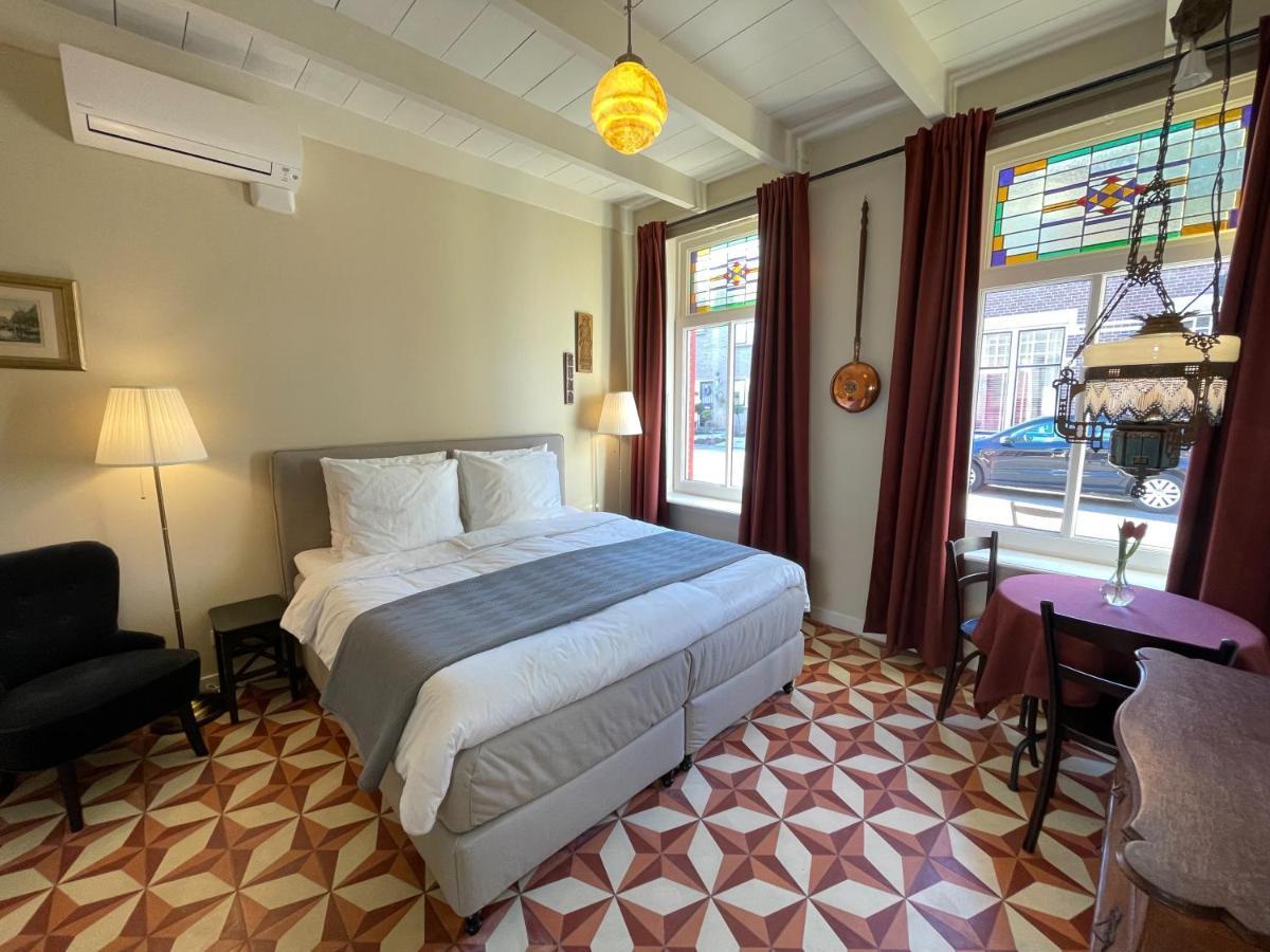 Bnb 'T Ambacht - Boutique Hotel Hendrik-Ido-Ambacht Eksteriør bilde